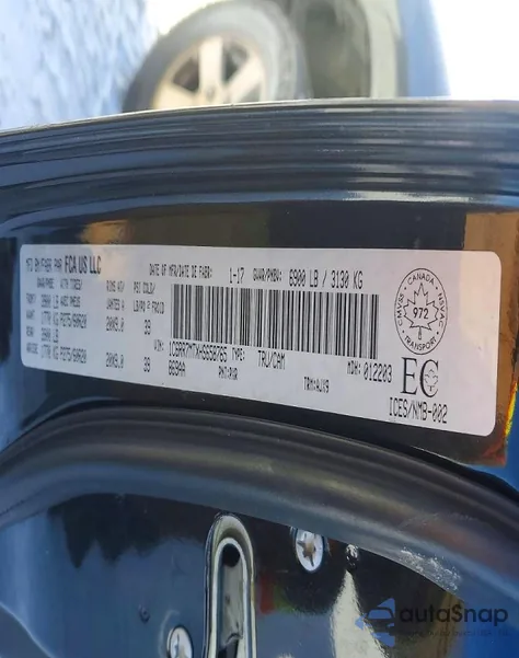 2017 Ram 1500 Sport z USA, uszkodzony, nr VIN 1C6RR7MTXHS658765